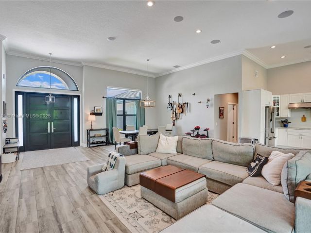 Продажа дома по адресу 17809 Southwick Way - фото 6284126