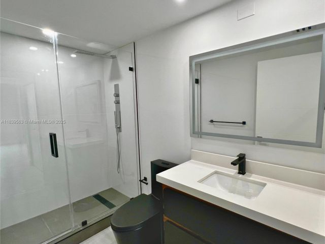 Квартира в аренду номер1111 - фото 6284855