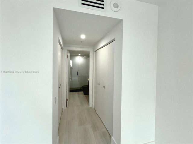 Квартира в аренду номер1111 - фото 6284858