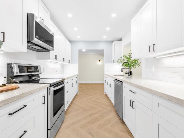 Дом в аренду по адресу 1721 SW 10th Street - фото 6318850