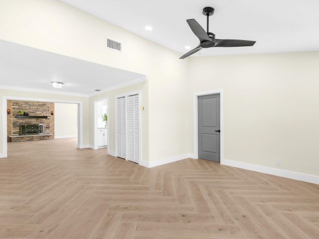 Дом в аренду по адресу 1721 SW 10th Street - фото 6318854