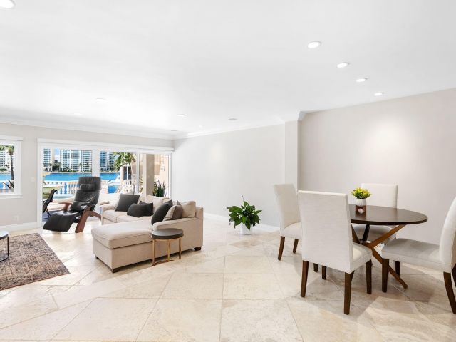 Дом в аренду по адресу 555 S Ocean Boulevard 4 - фото 6318835