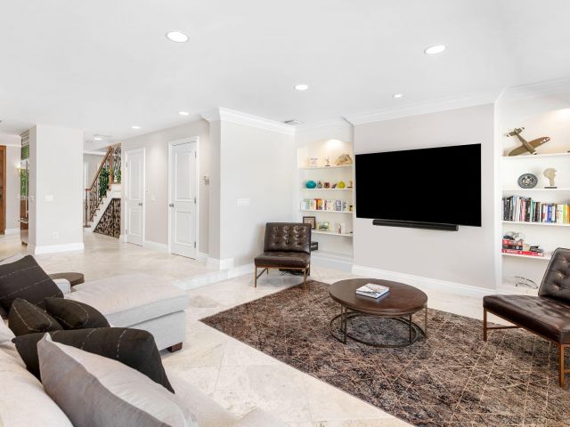 Дом в аренду по адресу 555 S Ocean Boulevard 4 - фото 6318838