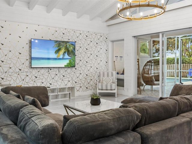 Продажа дома по адресу 1240 Jefferson St - фото 6284470