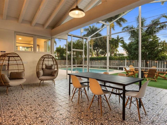 Продажа дома по адресу 1240 Jefferson St - фото 6284475