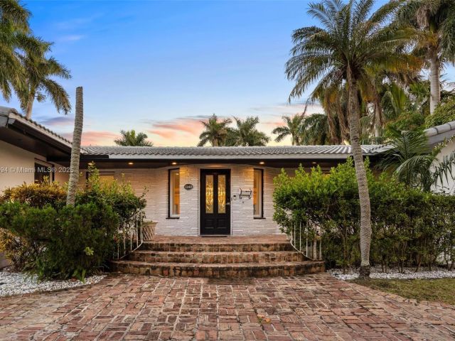 Продажа дома по адресу 1240 Jefferson St - фото 6284479