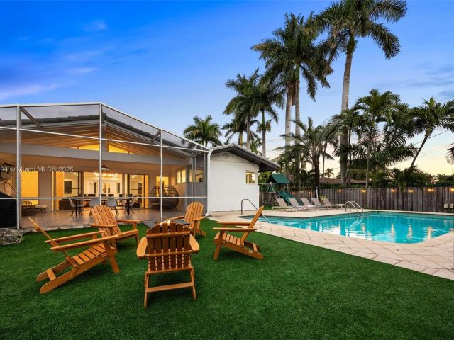 Продажа дома по адресу 1240 Jefferson St - фото 6284482