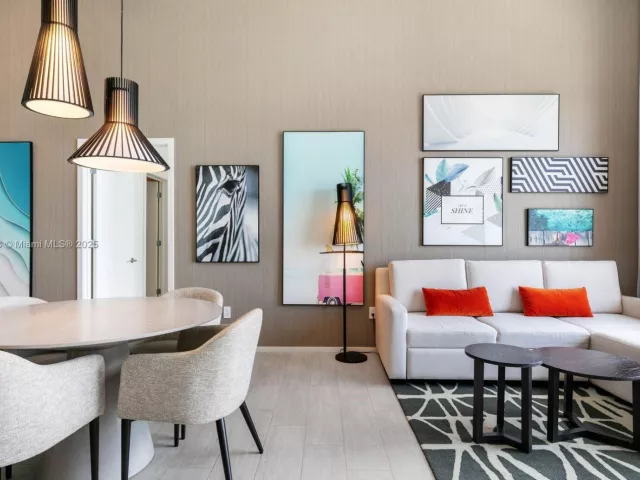 Продажа квартиры #T4105 - фото 6289060