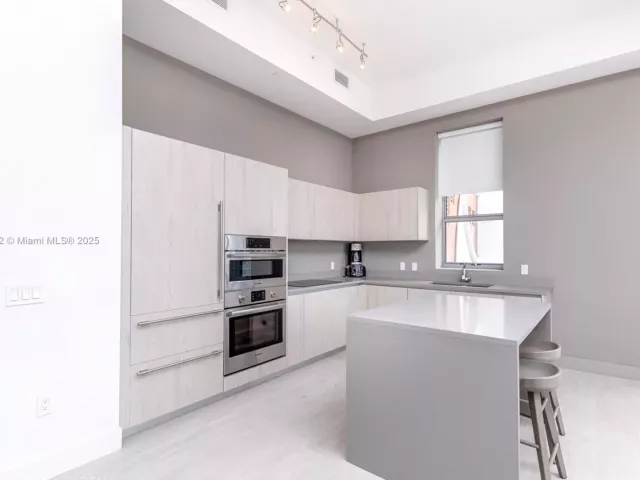 Продажа квартиры #R509 - фото 6289040