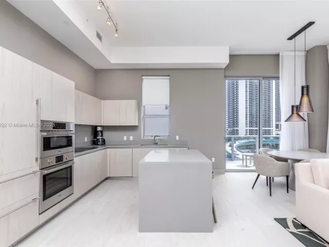 Продажа квартиры #R509 - фото 6289041