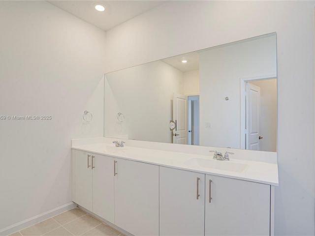 Дом в аренду по адресу  - фото 6288070