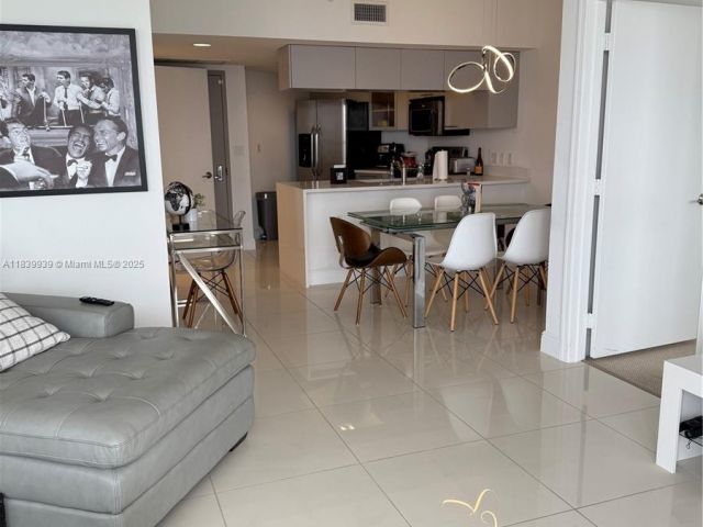 Квартира в аренду номер5114 - фото 6289771