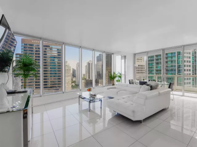 Продажа квартиры #2908 - фото 6288472