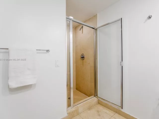 Продажа квартиры #2908 - фото 6288457