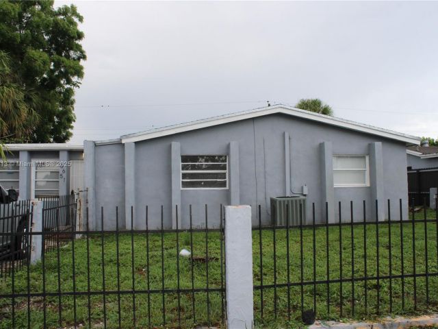 Продажа дома по адресу  - фото 6287559