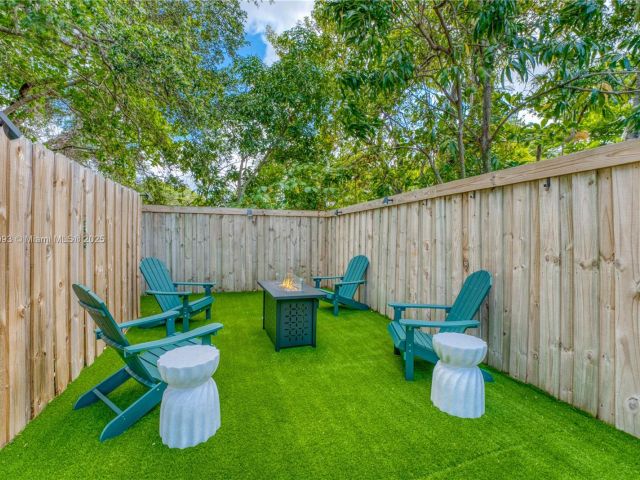 Дом в аренду по адресу 58 NW 52nd St 58 - фото 6289286