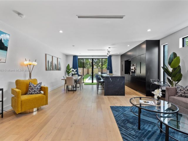 Дом в аренду по адресу 58 NW 52nd St 58 - фото 6289299