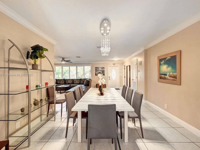 Дом в аренду по адресу 1228 Johnson St - фото 6287573