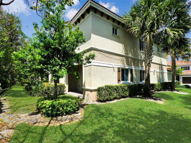 Дом в аренду по адресу 378 NE 47th Pl 378 - фото 6288895