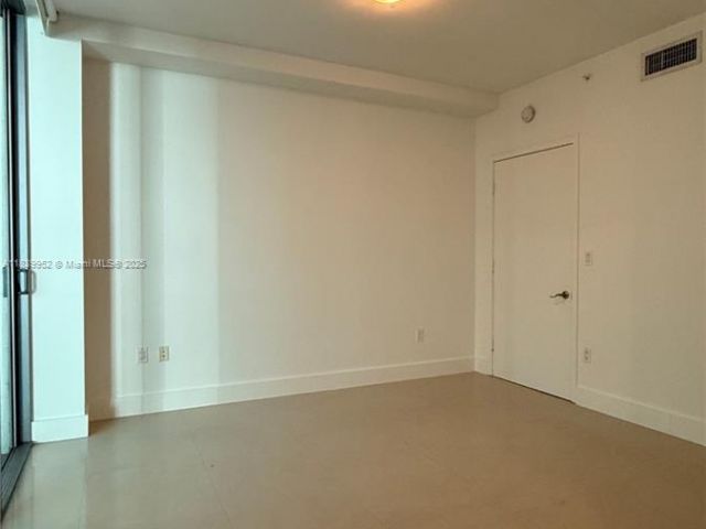 Продажа квартиры #323 - фото 6393959