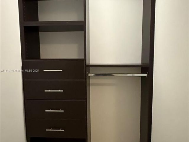 Продажа квартиры #323 - фото 6393960