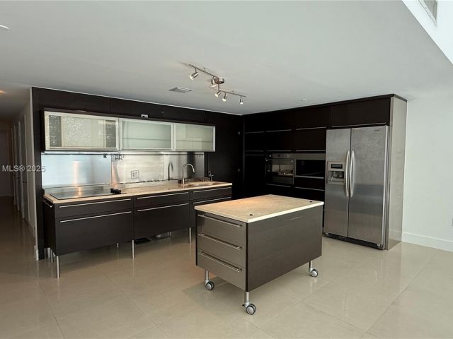 Продажа квартиры #323 - фото 6393969