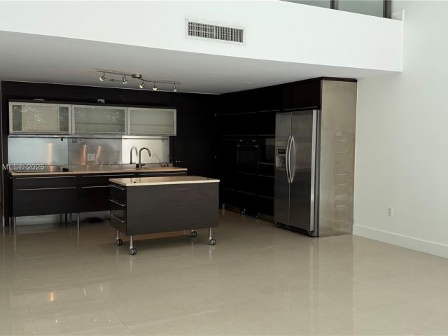 Продажа квартиры #323 - фото 6393970