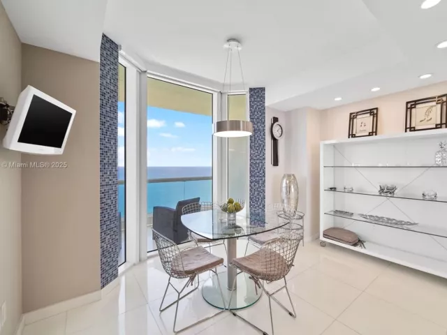 Квартира в аренду номер4205 (AVAILABLE NOW) - фото 6293317