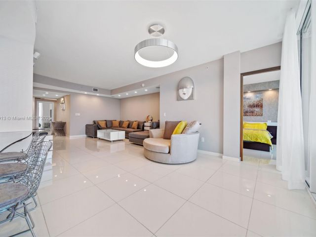 Квартира в аренду номер4205 (AVAILABLE NOW) - фото 6293324