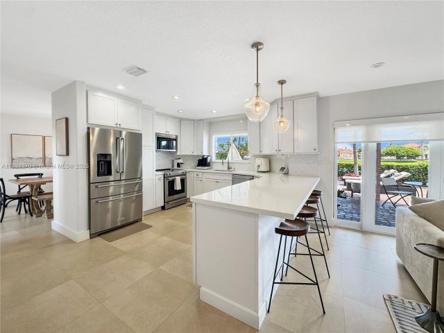 Продажа дома по адресу 15863 SW 55th Ter - фото 6293168