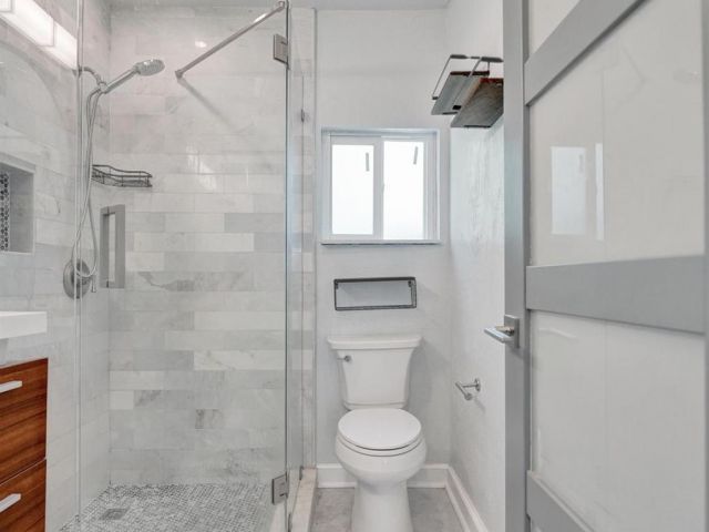 Продажа дома по адресу 301 SW 9th - фото 6291227