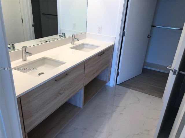 Продажа квартиры #1205 - фото 6294026