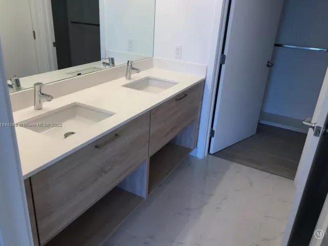 Продажа квартиры #1205 - фото 6294026