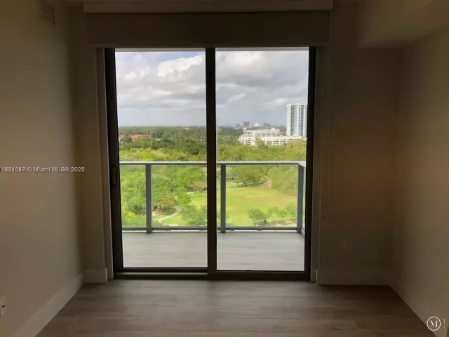 Продажа квартиры #1205 - фото 6294027