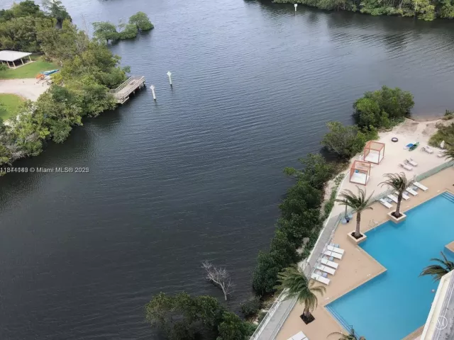 Продажа квартиры #1205 - фото 6294020