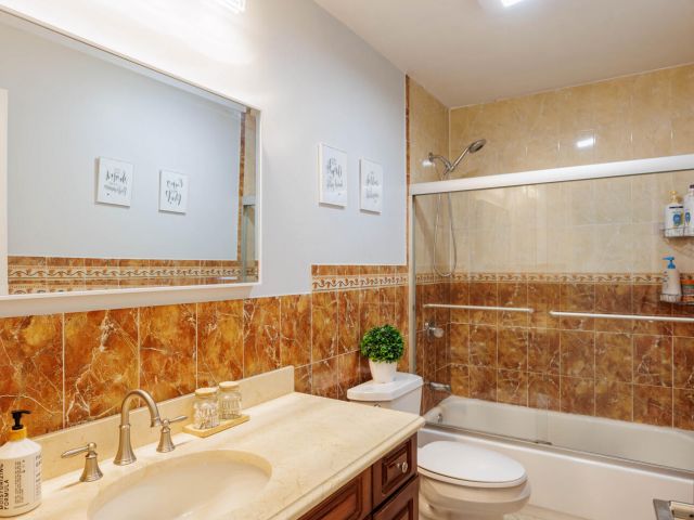 Продажа дома по адресу 2578 Kentucky Street - фото 6299405