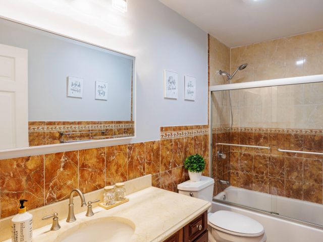 Продажа дома по адресу 2578 Kentucky Street - фото 6299406