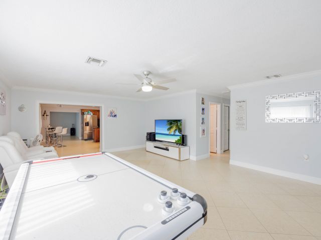 Продажа дома по адресу 2578 Kentucky Street - фото 6299408