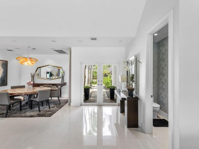 Продажа дома по адресу 4840 Cherry Laurel Lane - фото 6675406