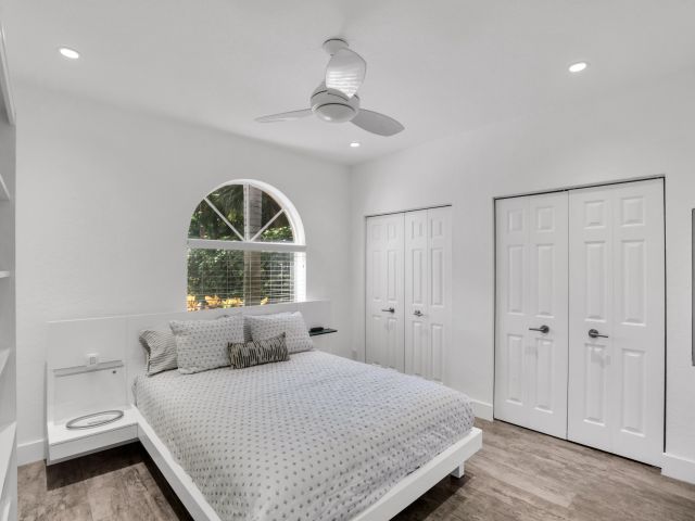 Продажа дома по адресу 16677 Los Gatos Drive - фото 6315549