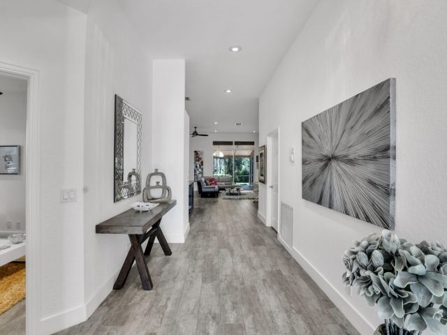 Продажа дома по адресу 16677 Los Gatos Drive - фото 6315563