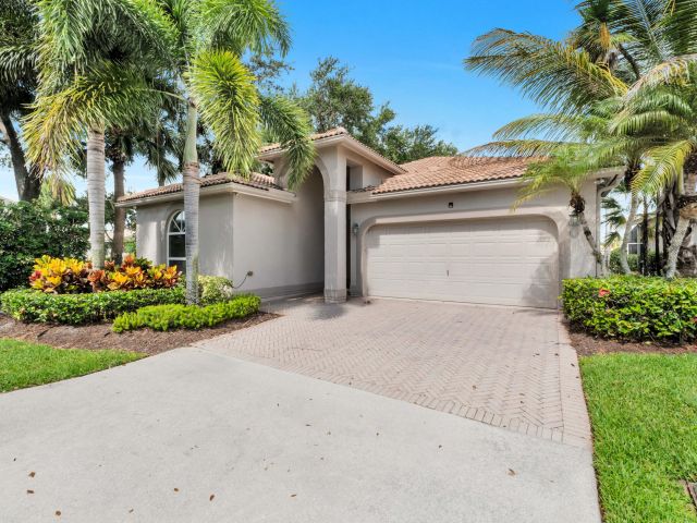 Продажа дома по адресу 16677 Los Gatos Drive - фото 6315564