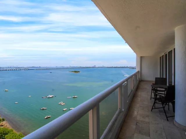 Продажа квартиры #A-2635 - фото 6299281