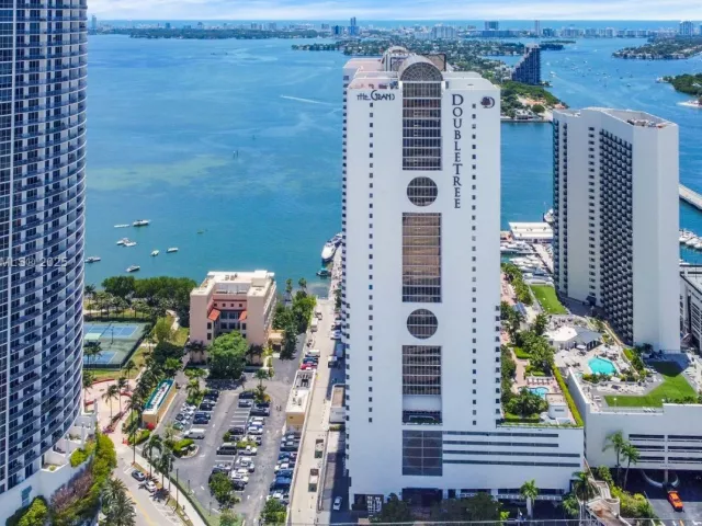 Продажа квартиры #A-2635 - фото 6299284