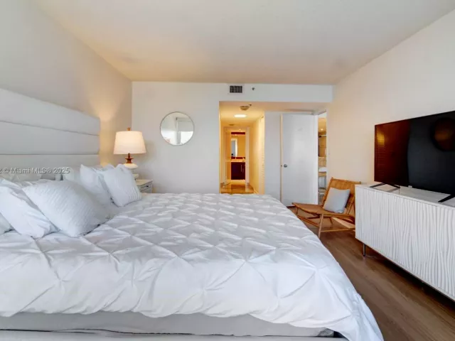 Продажа квартиры #A-2635 - фото 6299272