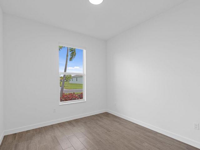 Дом в аренду по адресу 5742 Graceful Way - фото 6731534