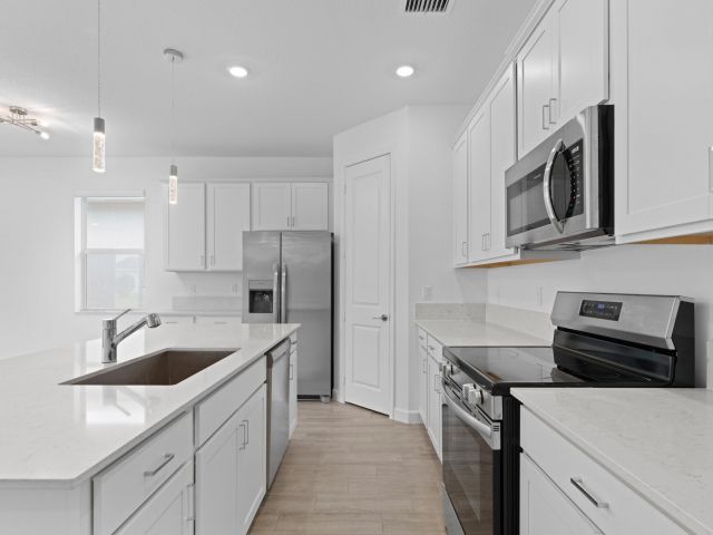 Дом в аренду по адресу 5742 Graceful Way - фото 6731539