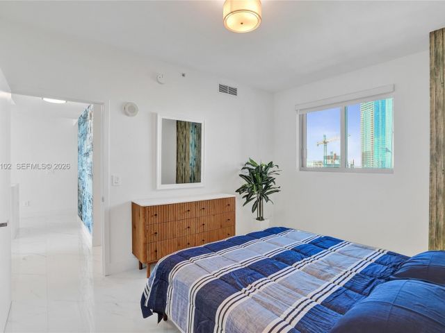 Квартира в аренду номер2404 - фото 6300514