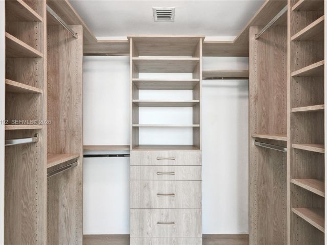 Квартира в аренду номер2404 - фото 6300520