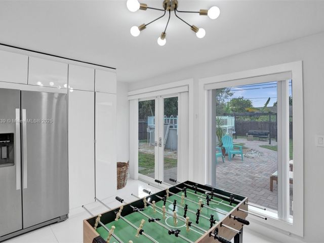 Продажа дома по адресу 1605 NW 7th Ter - фото 7483617